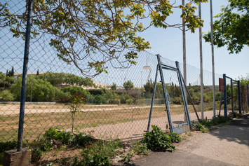 Reformem el camp esportiu Julià de Capmany per a la pràctica del criquet i esports minoritaris