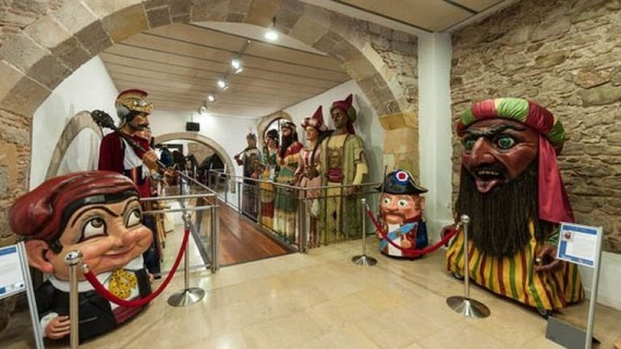 Viure la Cultura Popular de Barcelona des de casa